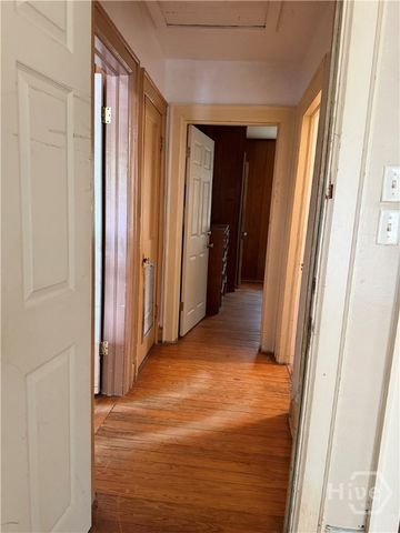 1304 E 52nd Street E, Savannah, GA 31404