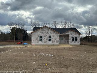 2080 Bowers Road, Lapeer, MI 48446