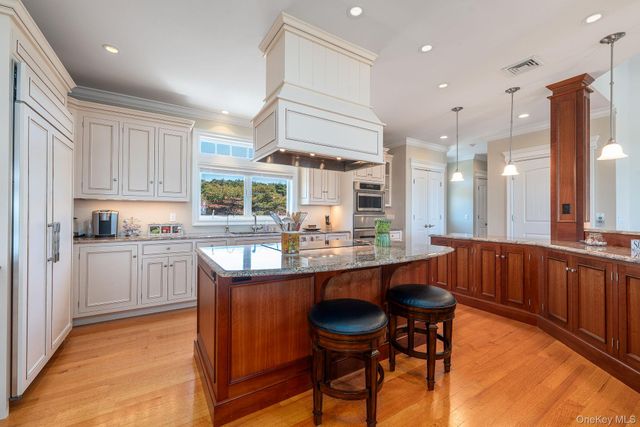 790 N Sea Drive, Southold, NY 11971