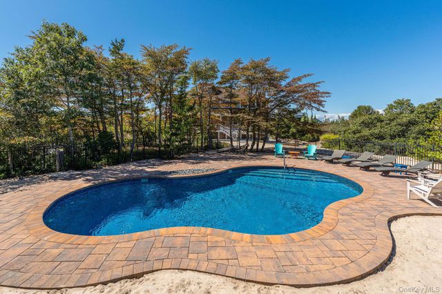 790 N Sea Drive, Southold, NY 11971