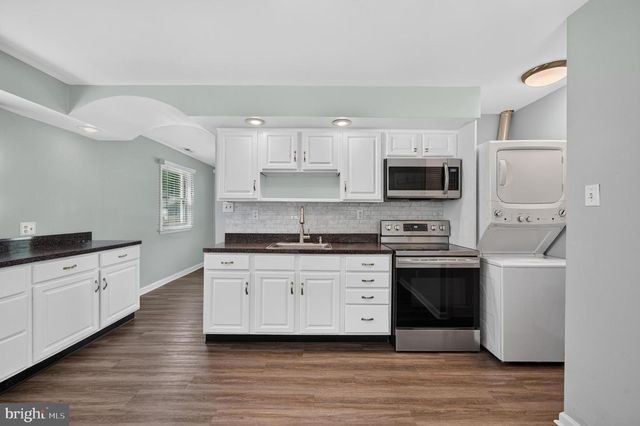 132 HANNOLD BLVD, Woodbury, NJ 08096
