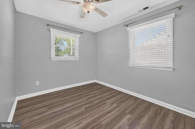 132 HANNOLD BLVD, Woodbury, NJ 08096