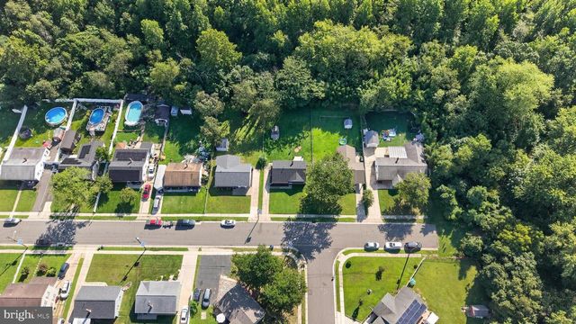 132 HANNOLD BLVD, Woodbury, NJ 08096