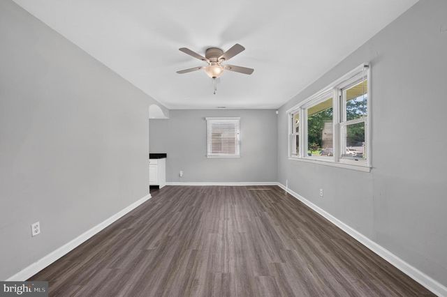 132 HANNOLD BLVD, Woodbury, NJ 08096