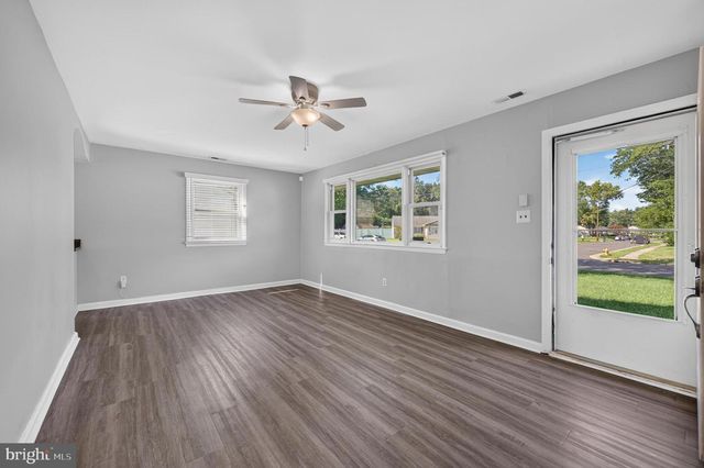 132 HANNOLD BLVD, Woodbury, NJ 08096