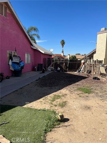 2607 Ferdinand Court, Perris, CA 92571