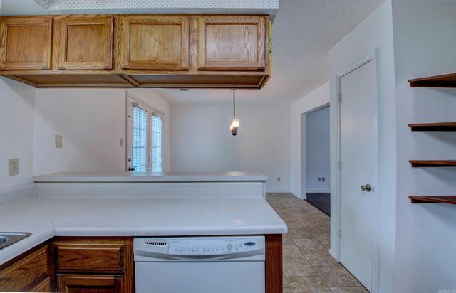 31 Park Ridge Dr, Maumelle, AR 72113