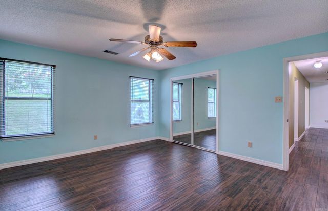 31 Park Ridge Dr, Maumelle, AR 72113