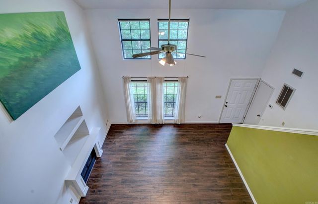 31 Park Ridge Dr, Maumelle, AR 72113