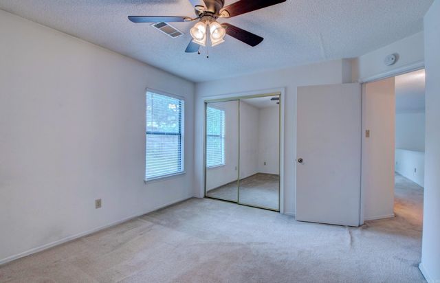 31 Park Ridge Dr, Maumelle, AR 72113
