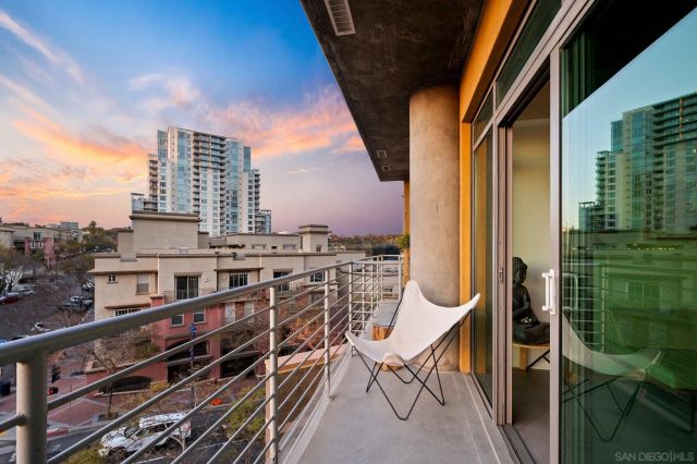 801 Ash St 405, San Diego, CA 92101