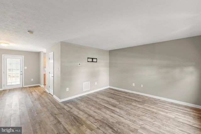 174 EQUESTRIAN DR, Stephens City, VA 22655