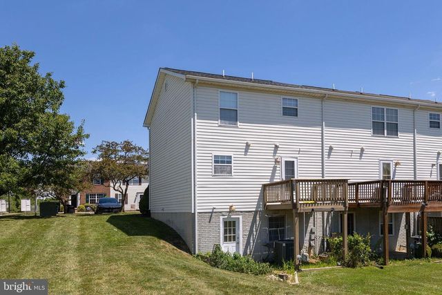 174 EQUESTRIAN DR, Stephens City, VA 22655