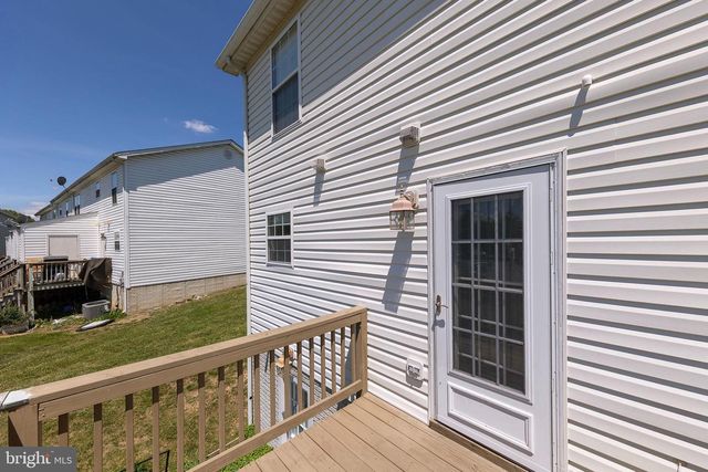 174 EQUESTRIAN DR, Stephens City, VA 22655