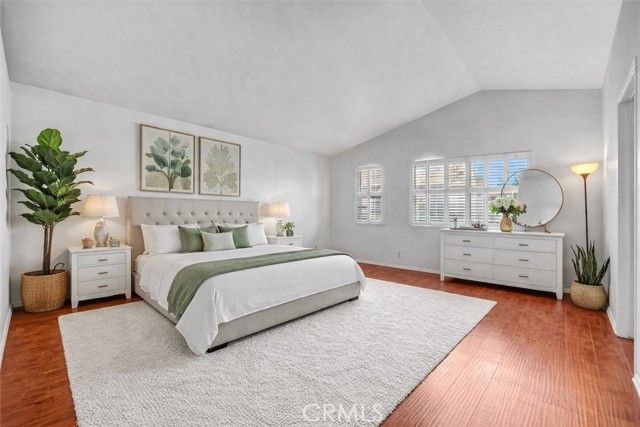 22247 Shadow Valley, Chatsworth (los Angeles), CA 91311