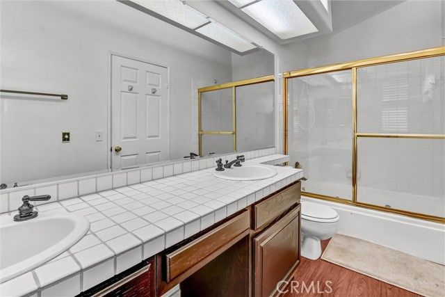 22247 Shadow Valley, Chatsworth (los Angeles), CA 91311