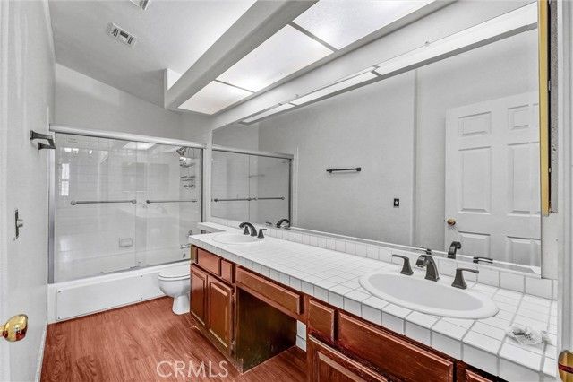 22247 Shadow Valley, Chatsworth (los Angeles), CA 91311