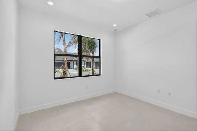 13608 SW Starkissed Lane, Port St. Lucie, FL 34987