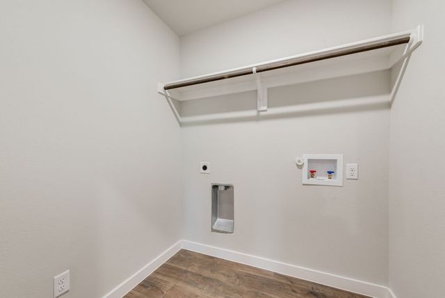 6846 Florence Drive, Midlothian, TX 76065