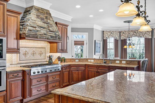 1806 Benziger Ter, Brentwood, TN 37027