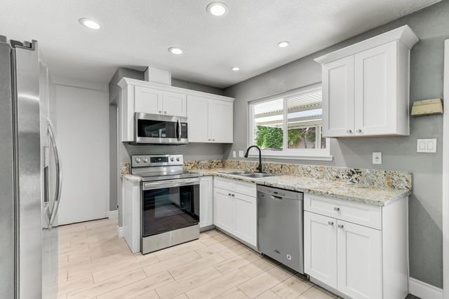 2600 Lycoming Ct, Sacramento, CA 95826