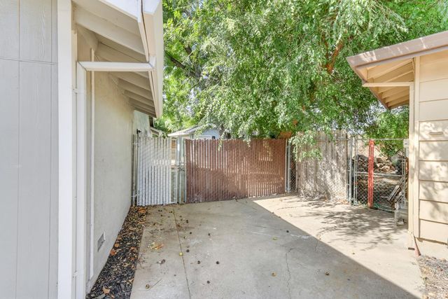 2600 Lycoming Ct, Sacramento, CA 95826