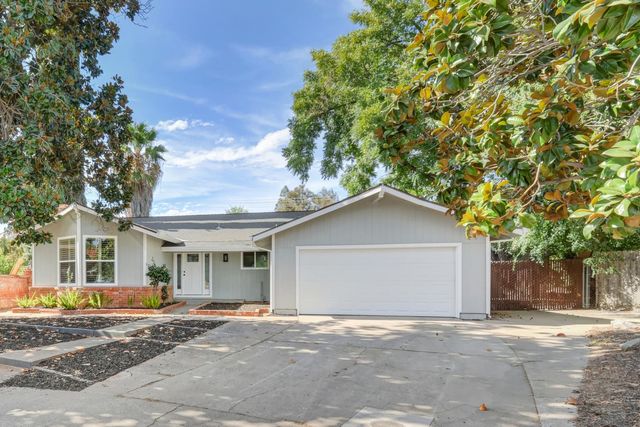 2600 Lycoming Ct, Sacramento, CA 95826