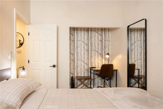 737 Sunset Lane, Sugarloaf, CA 92386