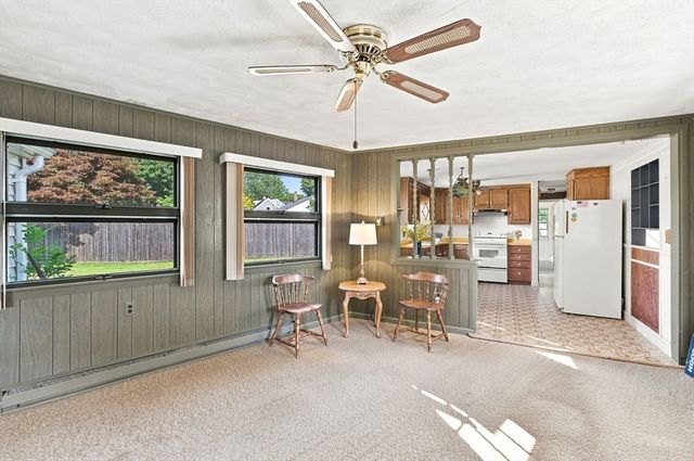 21 Flint St, Danvers, MA 01923