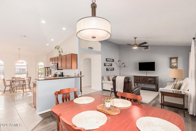 11344 E NIDO Avenue, Mesa, AZ 85209