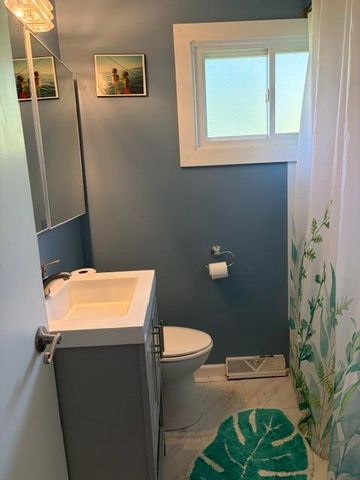 1334 Harpst Street, Ann Arbor, MI 48104