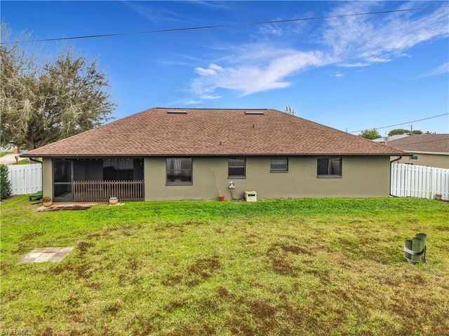 1319 SW 34th TER, Cape Coral, FL 33914