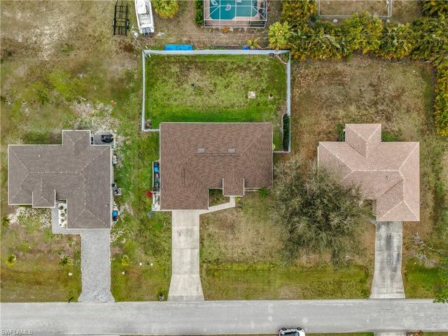 1319 SW 34th TER, Cape Coral, FL 33914