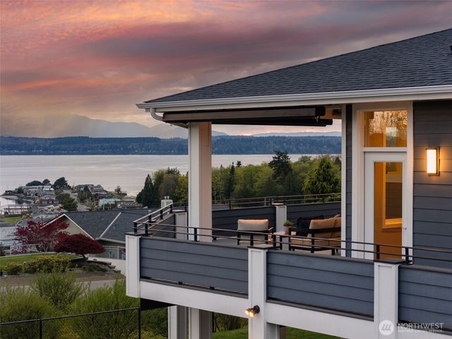 38110 Fawn Road NE, Hansville, WA 98340