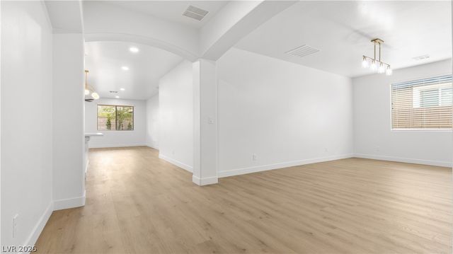 7345 Quaking Aspen Street, Las Vegas, NV 89149