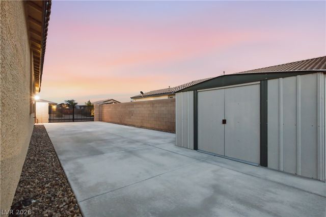 7345 Quaking Aspen Street, Las Vegas, NV 89149