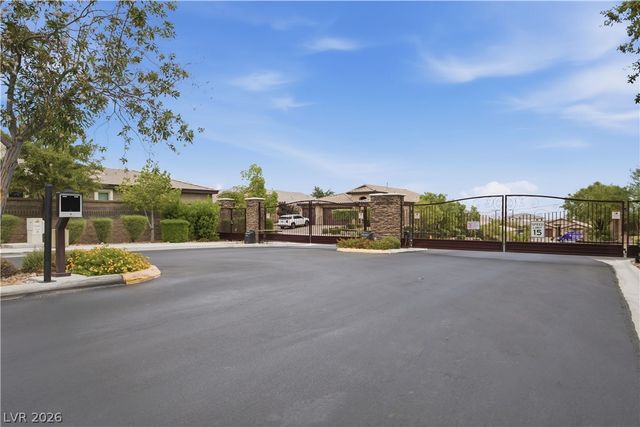 7345 Quaking Aspen Street, Las Vegas, NV 89149