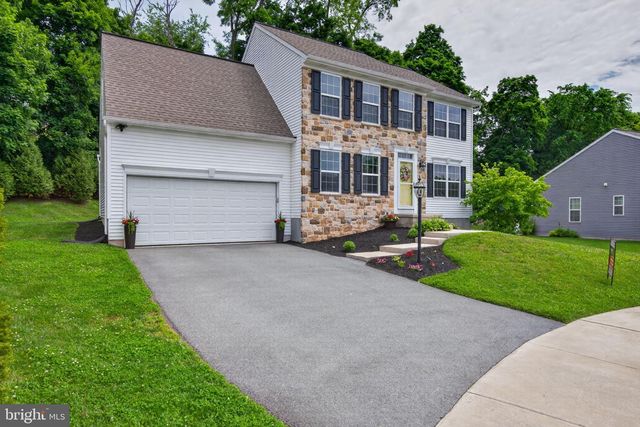 18 COPPERWOOD LN, Ephrata, PA 17522