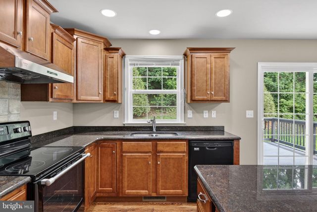 18 COPPERWOOD LN, Ephrata, PA 17522
