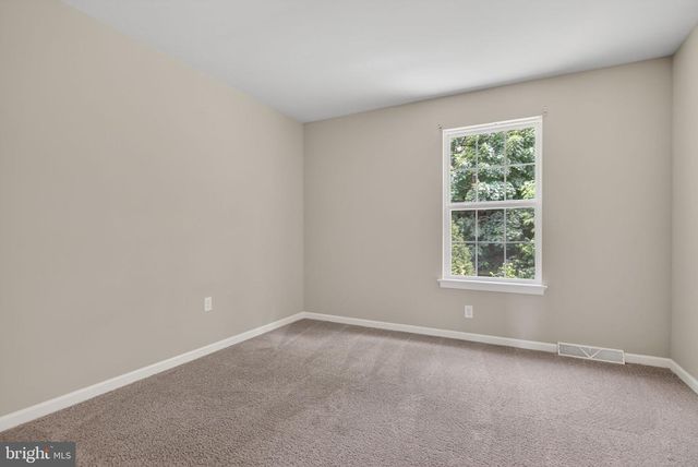 18 COPPERWOOD LN, Ephrata, PA 17522