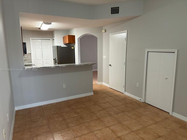 654 SW 106th Ave 1502, Pembroke Pines, FL 33025