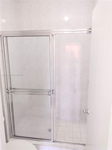 654 SW 106th Ave 1502, Pembroke Pines, FL 33025