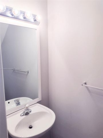 654 SW 106th Ave 1502, Pembroke Pines, FL 33025