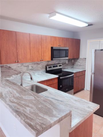654 SW 106th Ave 1502, Pembroke Pines, FL 33025