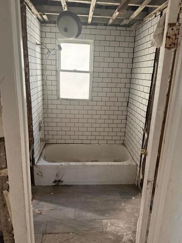 5027 S Racine Avenue, Chicago, IL 60609