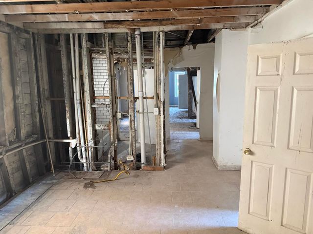 5027 S Racine Avenue, Chicago, IL 60609