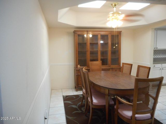 19216 N 93RD Drive, Peoria, AZ 85382