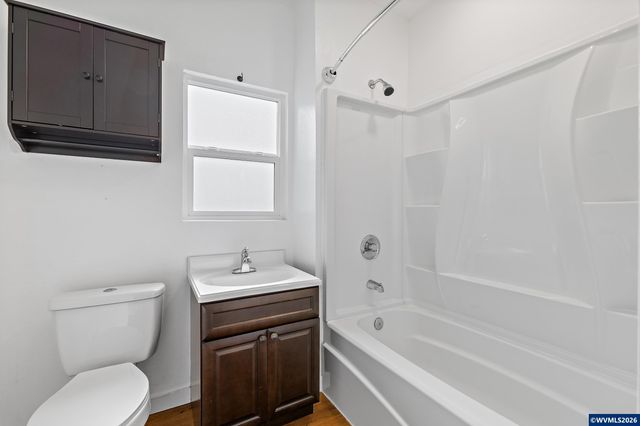 1173 15th St SE, Salem, OR 97302