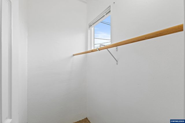 1173 15th St SE, Salem, OR 97302