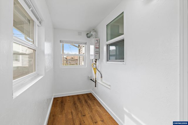 1173 15th St SE, Salem, OR 97302